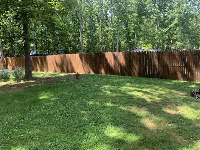 141 MECHUNK CREEK DR, Troy, VA 22974