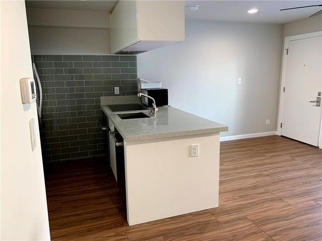 3110 Red River ST D-110, Austin, TX 78705