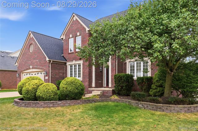 17012 Algonquin Drive, Northville Township, MI 48168