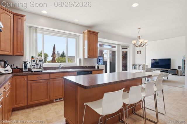 17012 Algonquin Drive, Northville Township, MI 48168