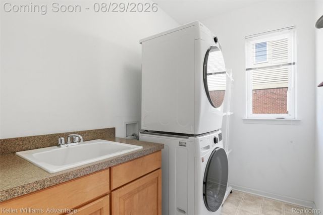 17012 Algonquin Drive, Northville Township, MI 48168