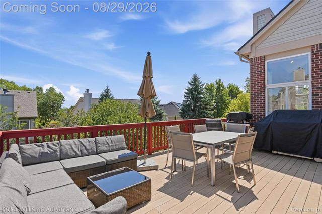 17012 Algonquin Drive, Northville Township, MI 48168