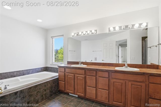 17012 Algonquin Drive, Northville Township, MI 48168