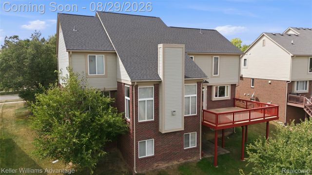 17012 Algonquin Drive, Northville Township, MI 48168