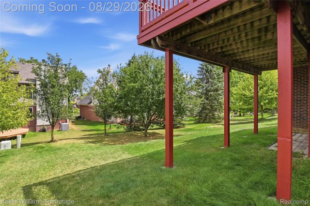 17012 Algonquin Drive, Northville Township, MI 48168