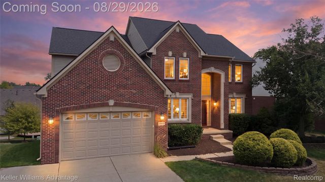 17012 Algonquin Drive, Northville Township, MI 48168