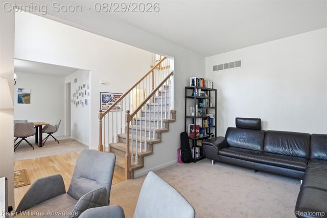 17012 Algonquin Drive, Northville Township, MI 48168