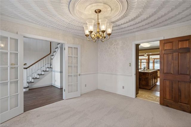 3504 Gloria CT, Chesapeake, VA 23321