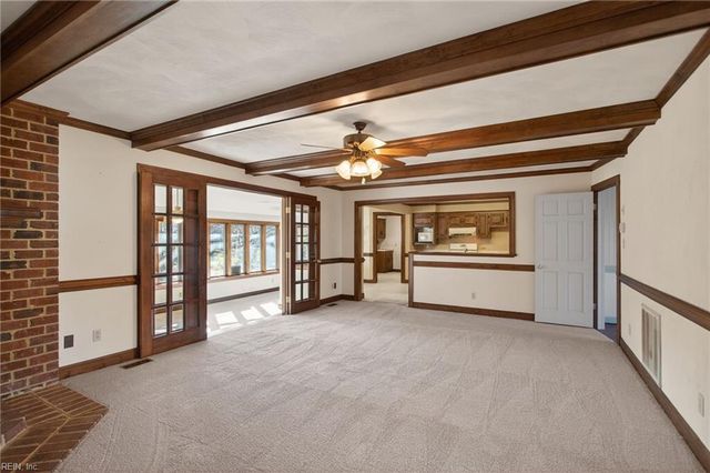 3504 Gloria CT, Chesapeake, VA 23321