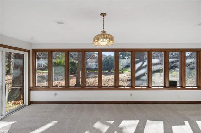 3504 Gloria CT, Chesapeake, VA 23321