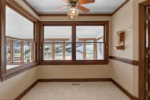 3504 Gloria CT, Chesapeake, VA 23321