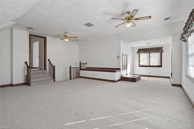 3504 Gloria CT, Chesapeake, VA 23321