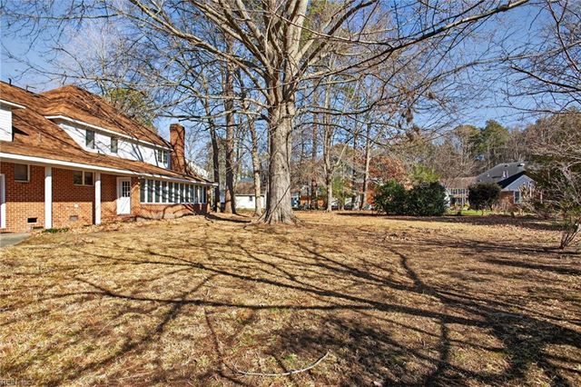 3504 Gloria CT, Chesapeake, VA 23321