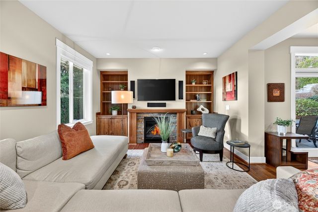 16430 SE 61st Place, Bellevue, WA 98006