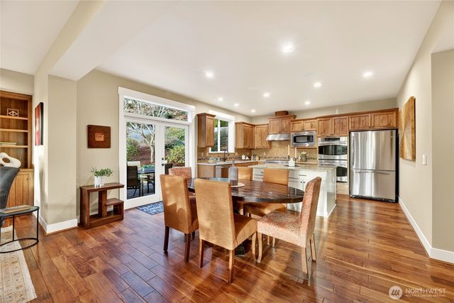 16430 SE 61st Place, Bellevue, WA 98006