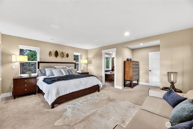 16430 SE 61st Place, Bellevue, WA 98006