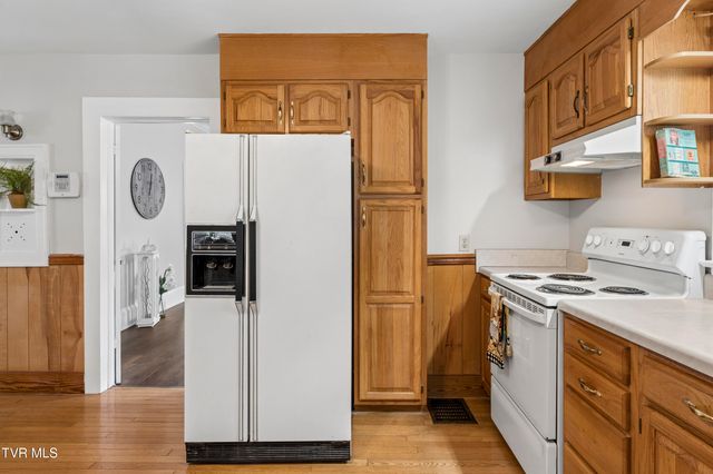 604 Magnolia Avenue, Johnson City, TN 37604