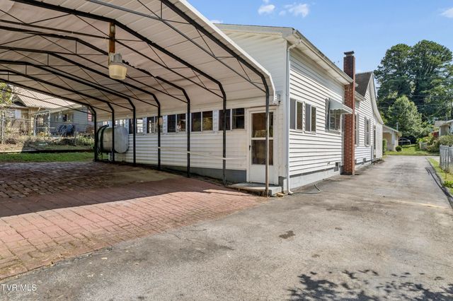604 Magnolia Avenue, Johnson City, TN 37604