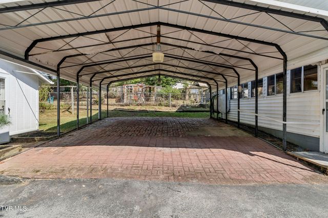 604 Magnolia Avenue, Johnson City, TN 37604
