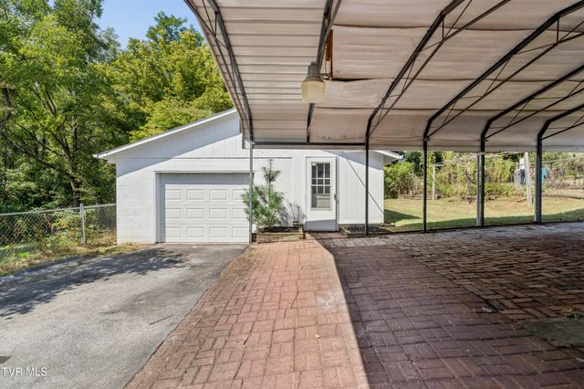 604 Magnolia Avenue, Johnson City, TN 37604
