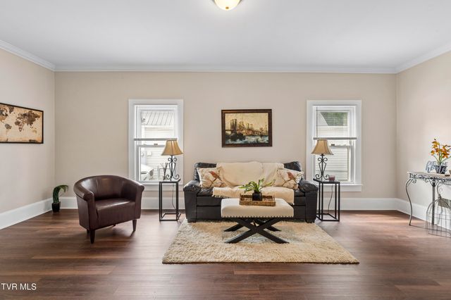 604 Magnolia Avenue, Johnson City, TN 37604