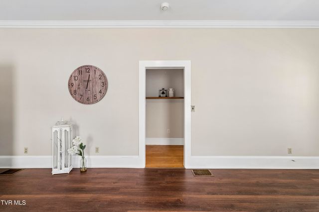 604 Magnolia Avenue, Johnson City, TN 37604