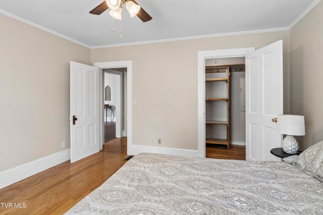 604 Magnolia Avenue, Johnson City, TN 37604