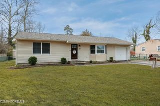 68 Sloop Creek Road, Bayville, NJ 08721