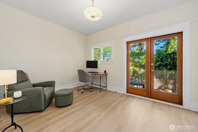6314 19th Avenue NE, Seattle, WA 98115