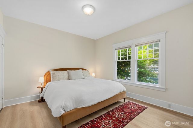6314 19th Avenue NE, Seattle, WA 98115