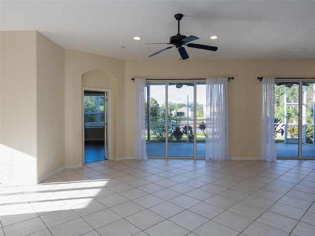 4103 61ST AVENUE E, Bradenton, FL 34203