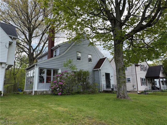 1187 Mercer Avenue, Akron, OH 44307