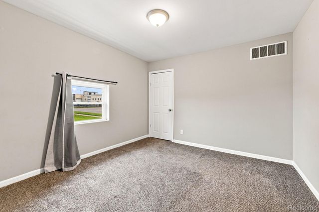 1350 Spencer Street, Ferndale, MI 48220