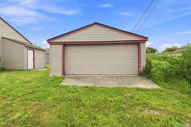 1350 Spencer Street, Ferndale, MI 48220