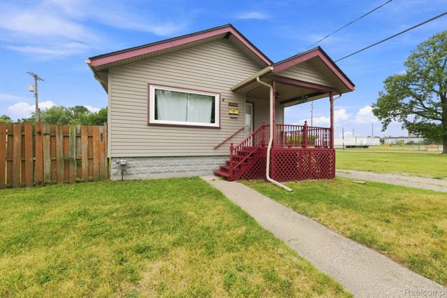 1350 Spencer Street, Ferndale, MI 48220