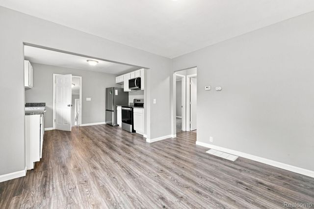 1350 Spencer Street, Ferndale, MI 48220