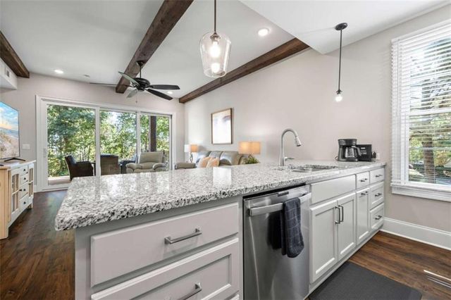 15 Cottage Lane 102, Toccoa, GA 30577