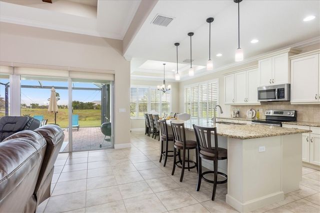 434 11th Square SW, Vero Beach, FL 32962