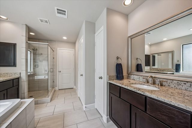 832B W 26th Street, Houston, TX 77008