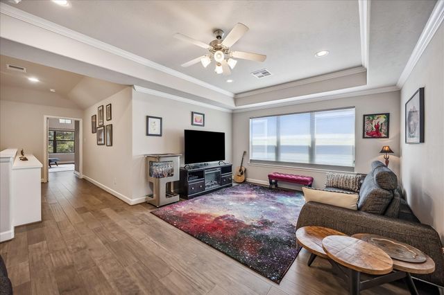 832B W 26th Street, Houston, TX 77008