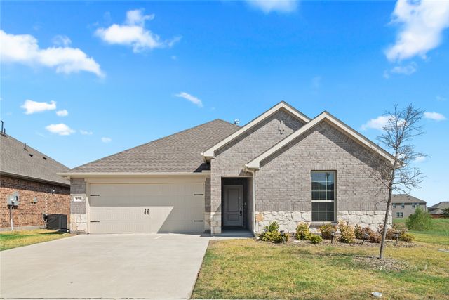 830 Creekview Lane, Lavon, TX 75166