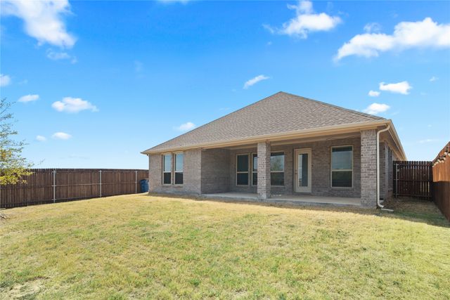830 Creekview Lane, Lavon, TX 75166