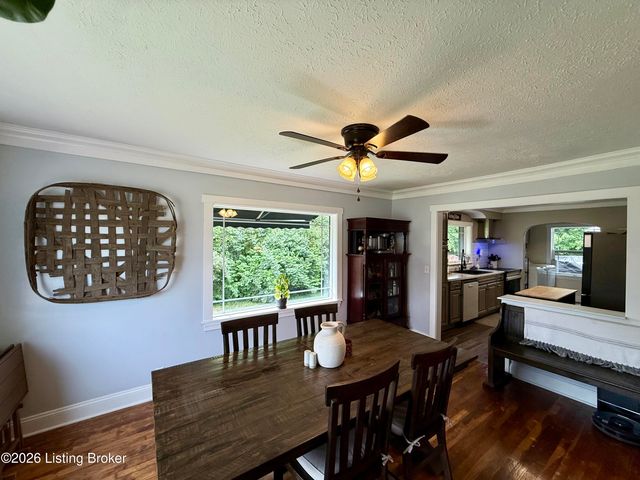 108 Goodloe Ave, Bloomfield, KY 40008