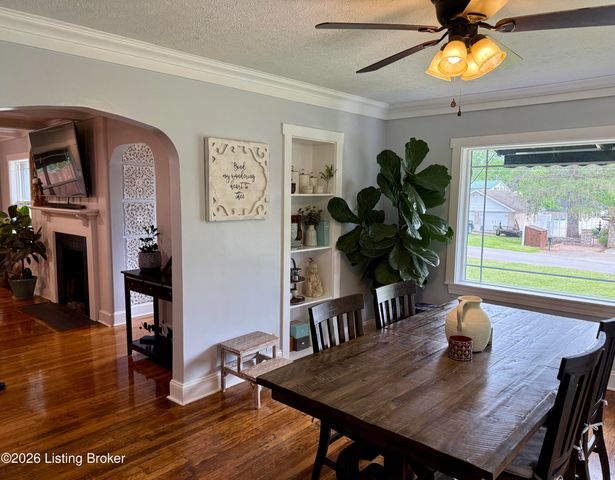 108 Goodloe Ave, Bloomfield, KY 40008