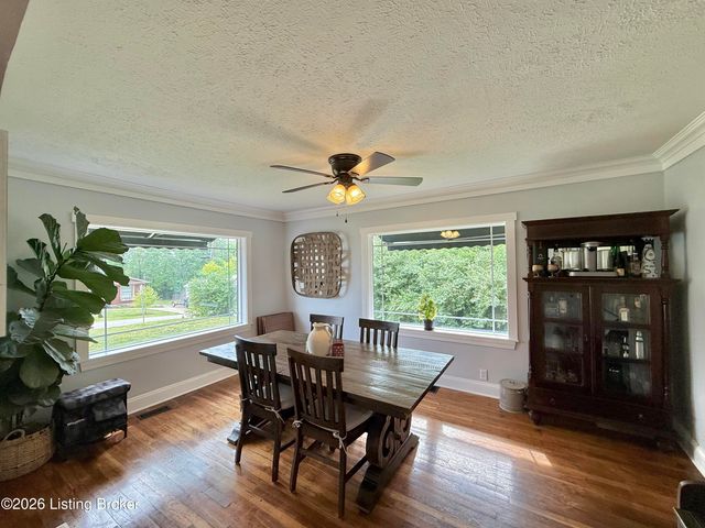 108 Goodloe Ave, Bloomfield, KY 40008