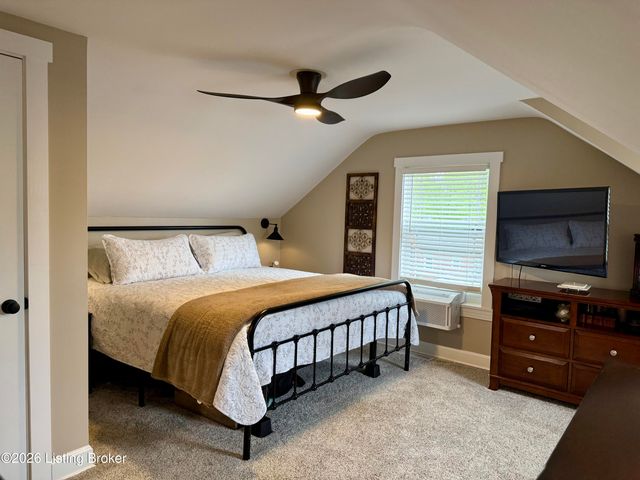 108 Goodloe Ave, Bloomfield, KY 40008