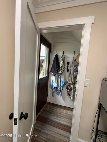 108 Goodloe Ave, Bloomfield, KY 40008