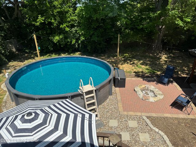 108 Goodloe Ave, Bloomfield, KY 40008