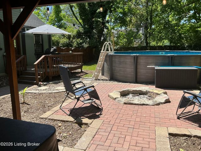 108 Goodloe Ave, Bloomfield, KY 40008