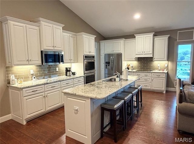 621 Bridgewater Lakeview Terrace, Villa Ridge, MO 63089
